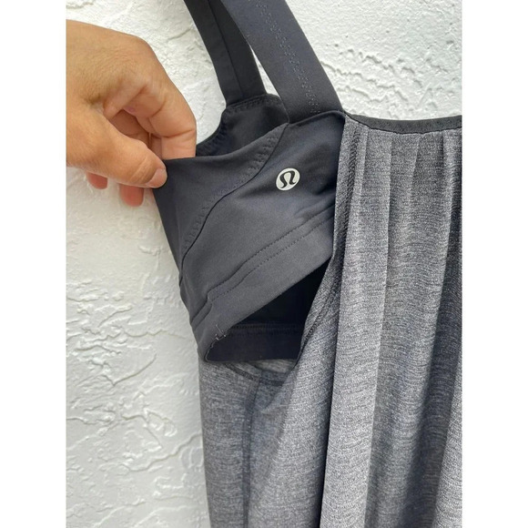Lululemon Womens Sleeveless Athletic Workout Active Layered Tank Top Black Sz 4 - Picture 6 of 7